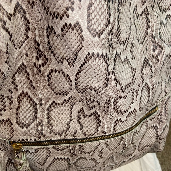 Foley and Corrina Crossbody Bag, snake print - Picture 3 of 5